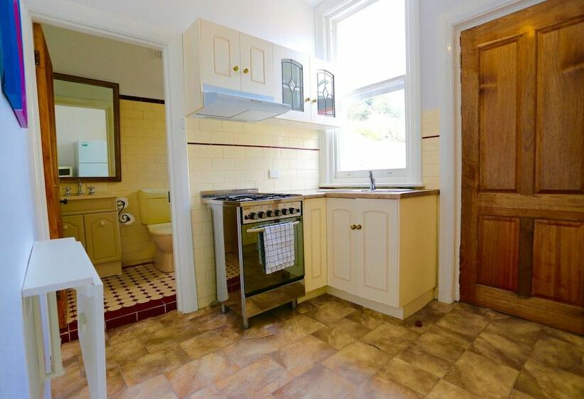 Bath Street Cottages