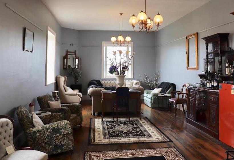 مبيت وإفطار Blue Bell Inn