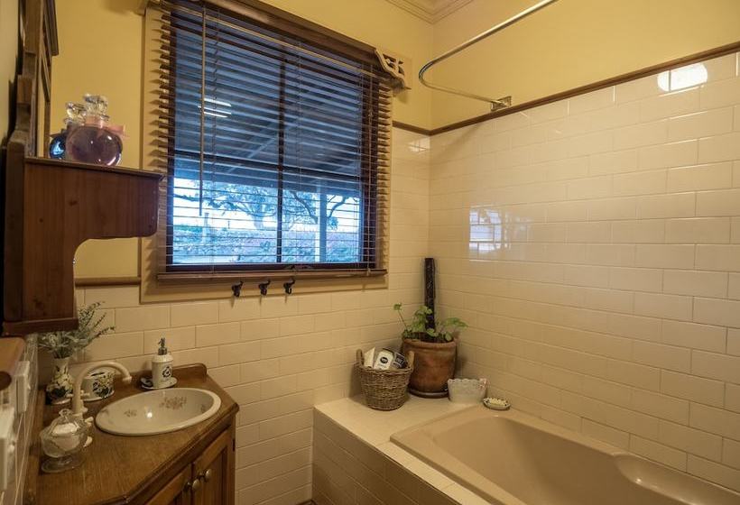 צימר Inspiring Views Artisan Homestead