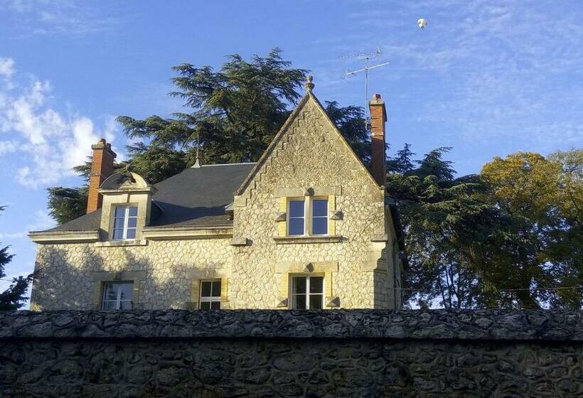 تختخواب و صبحانه Le Clos Des Ormeaux