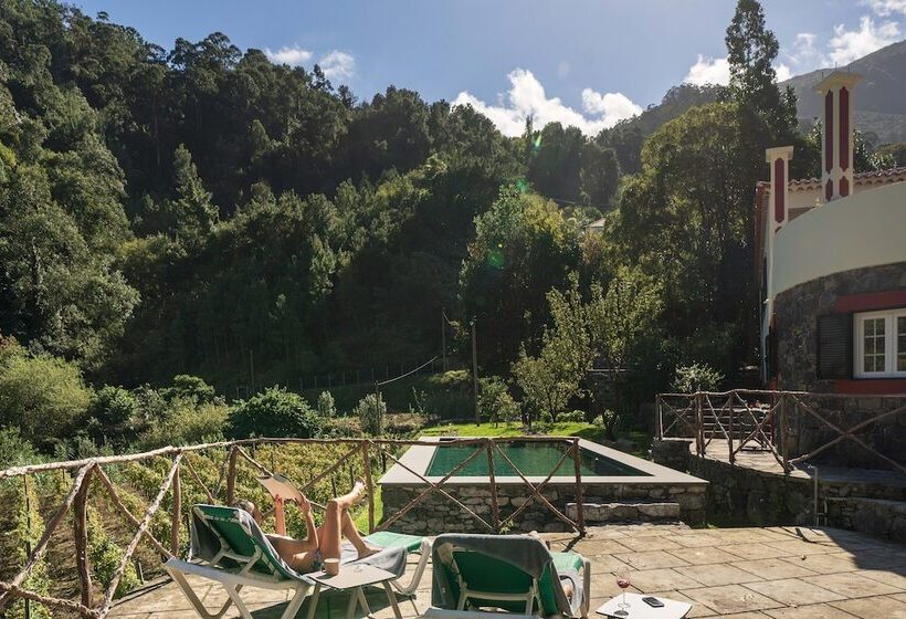 Casa Do Lanço I By An Island Apart