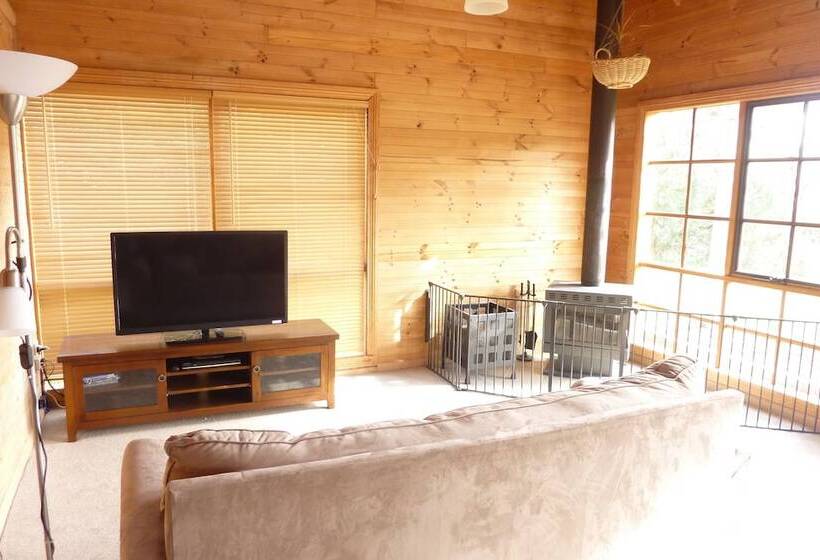 Charles Reuben Estate