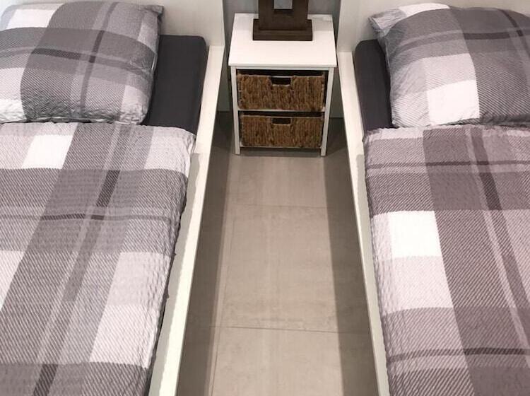 Ganzes Haus Nähe Köln Messe Airport City