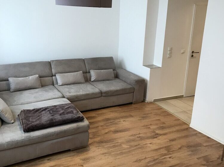 Ganzes Haus Nähe Köln Messe Airport City