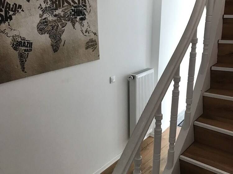 Ganzes Haus Nähe Köln Messe Airport City