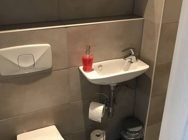 Ganzes Haus Nähe Köln Messe Airport City