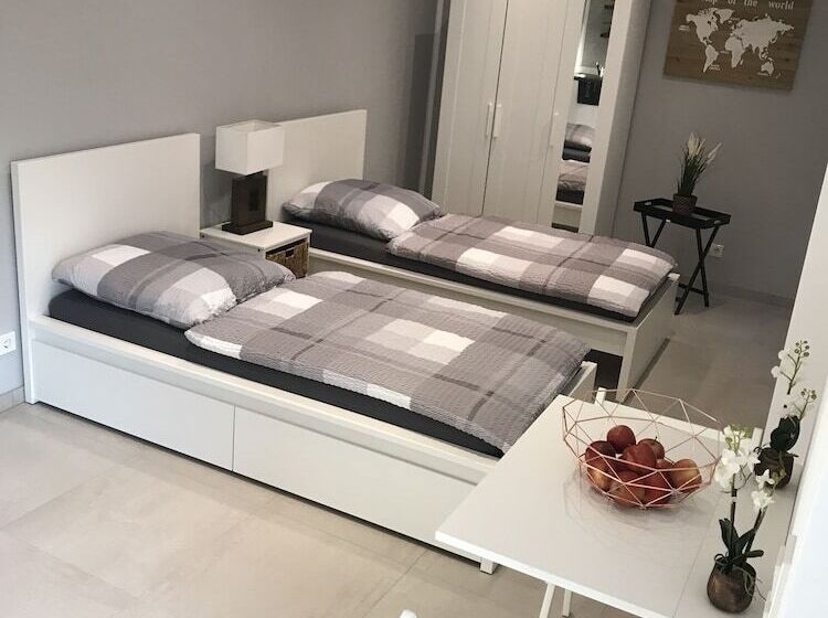 Ganzes Haus Nähe Köln Messe Airport City