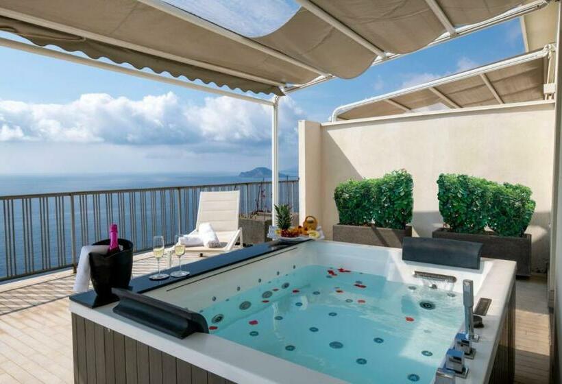 فندق فئة نجمة واحدة Grand Hotel Serapide