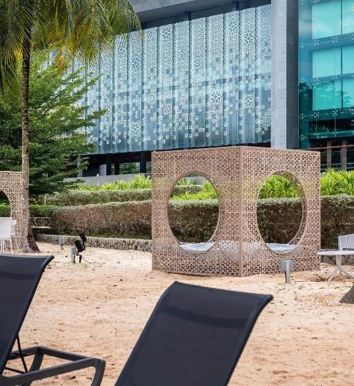 فندق Angsana Teluk Bahang, Penang