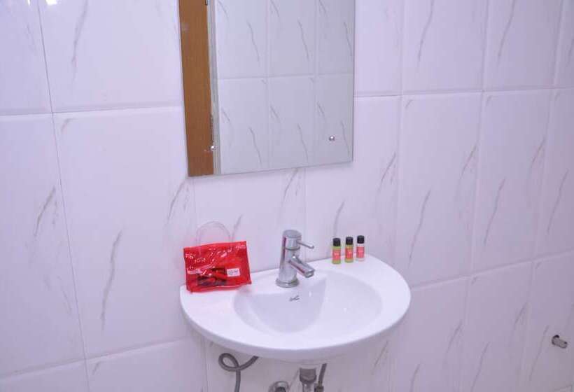 בית מלון כפרי Ashoka Residency