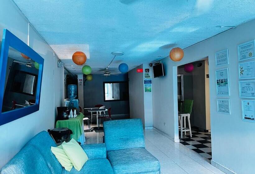 هتل Boston Superior