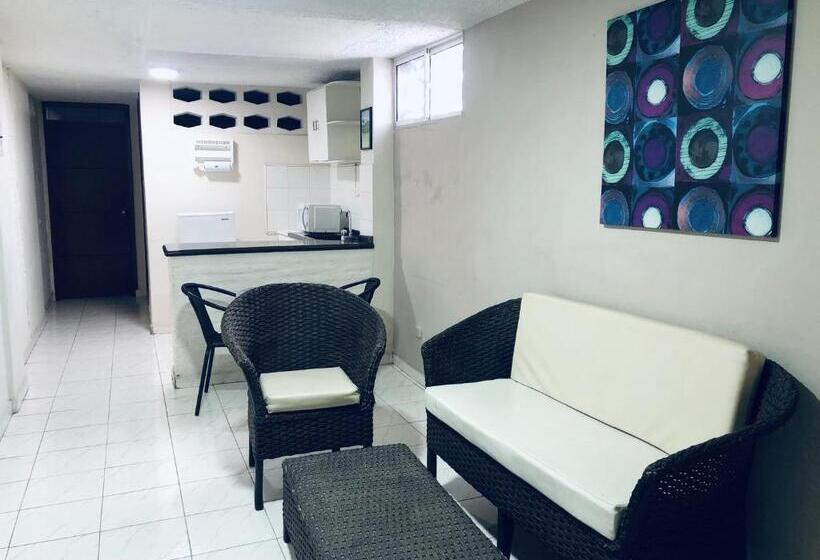 هتل Boston Superior