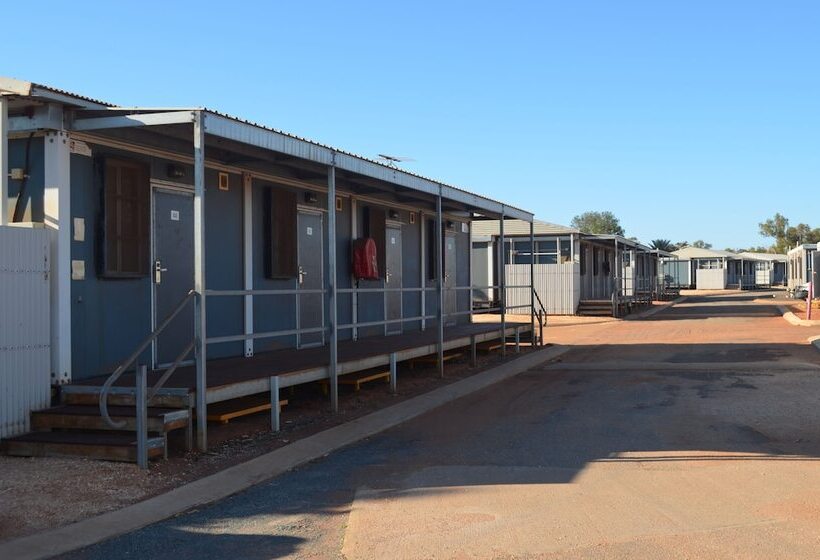 هتل Blackrock Tourist Park