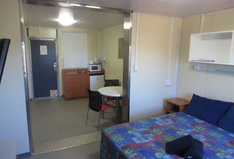 هتل Blackrock Tourist Park