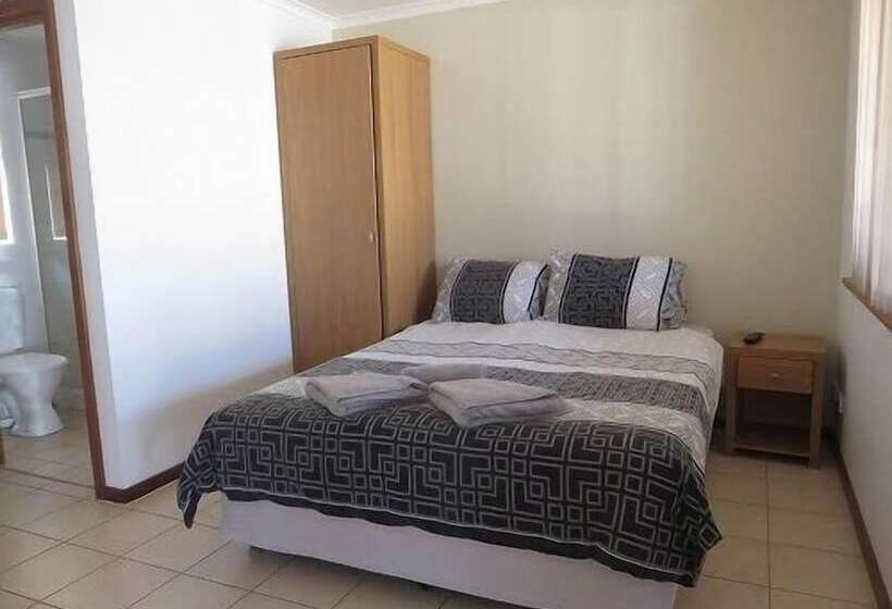 هتل Blackrock Tourist Park