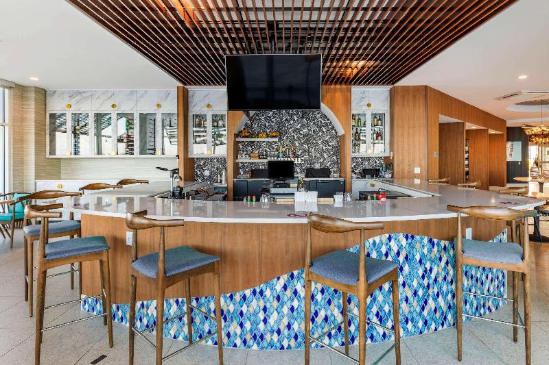 Cambria Hotel Ocean City   Bayfront