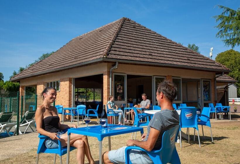 ホテル Camping De Saulieu