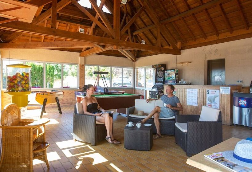 ホテル Camping De Saulieu