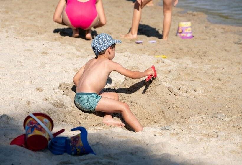 Отель Camping Du Lac De Saintpardoux