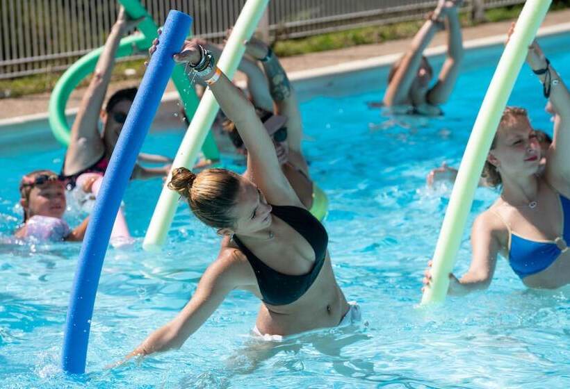 Отель Camping Du Lac De Saintpardoux