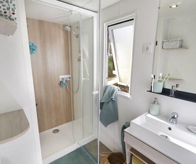 فندق Camping Du Lac