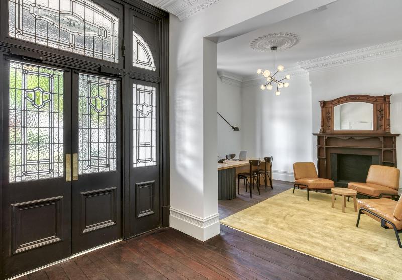 فندق Farmers Home