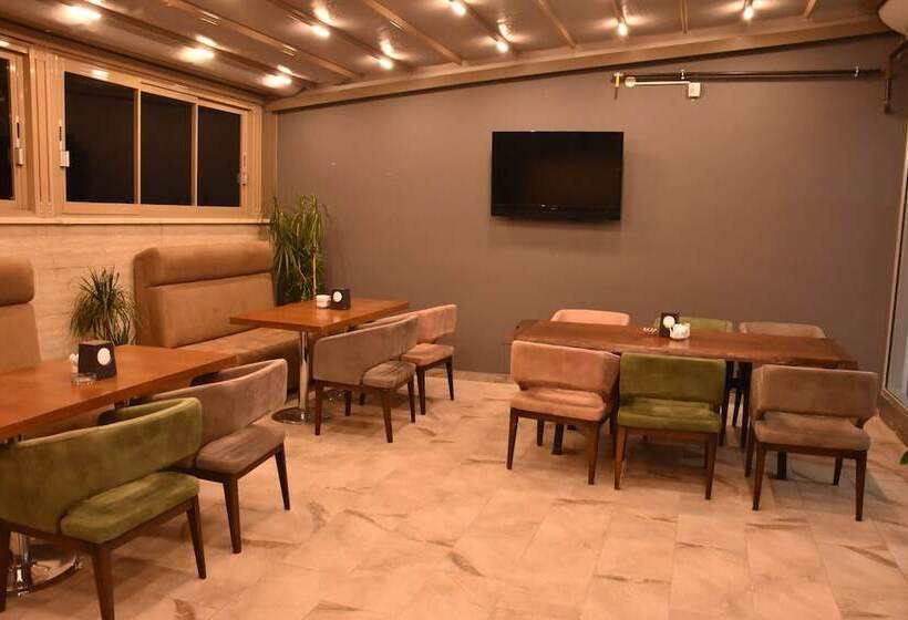 فندق Grand Simay