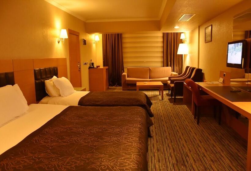 فندق Grand Simay