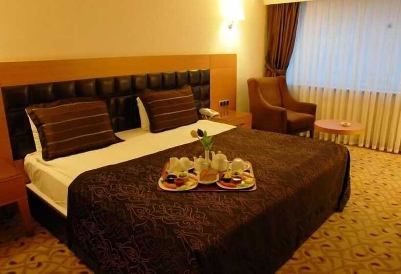 فندق Grand Simay