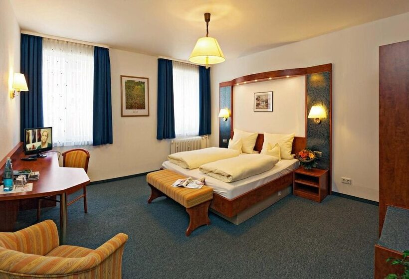 هتل Gästehaus Zur Lilie