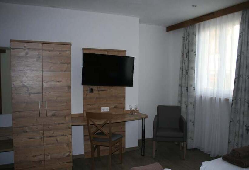 هتل Gästehaus Zur Lilie