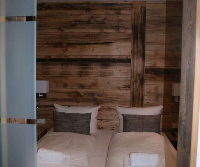 هتل Gästehaus Zur Lilie