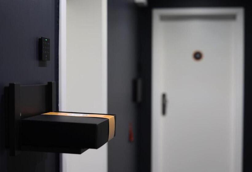 Juststay Solingen Hotel & Apartments