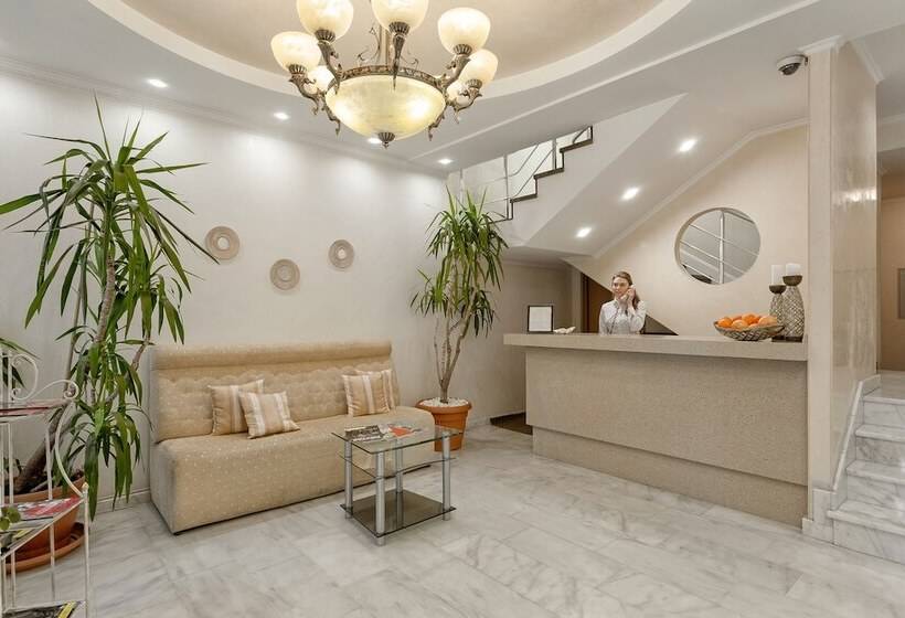 هتل Langeron Park