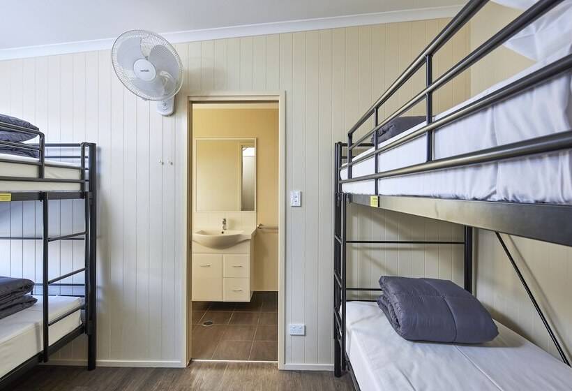 בית מלון כפרי Nrma Bathurst Panorama Holiday Park