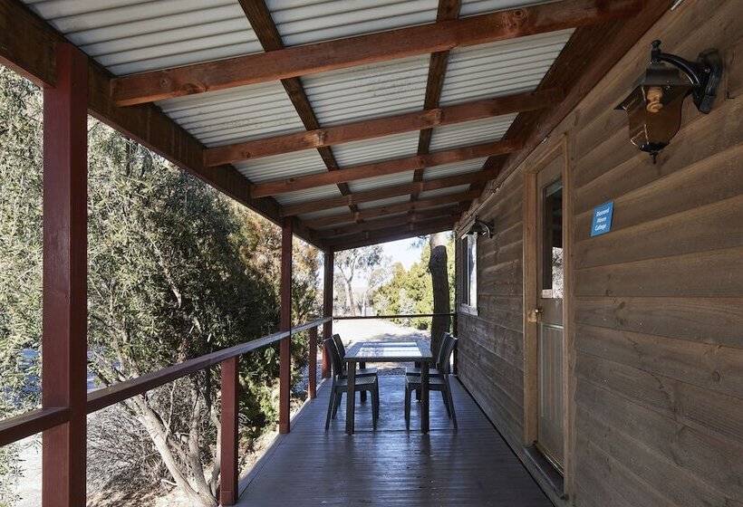 בית מלון כפרי Nrma Bathurst Panorama Holiday Park