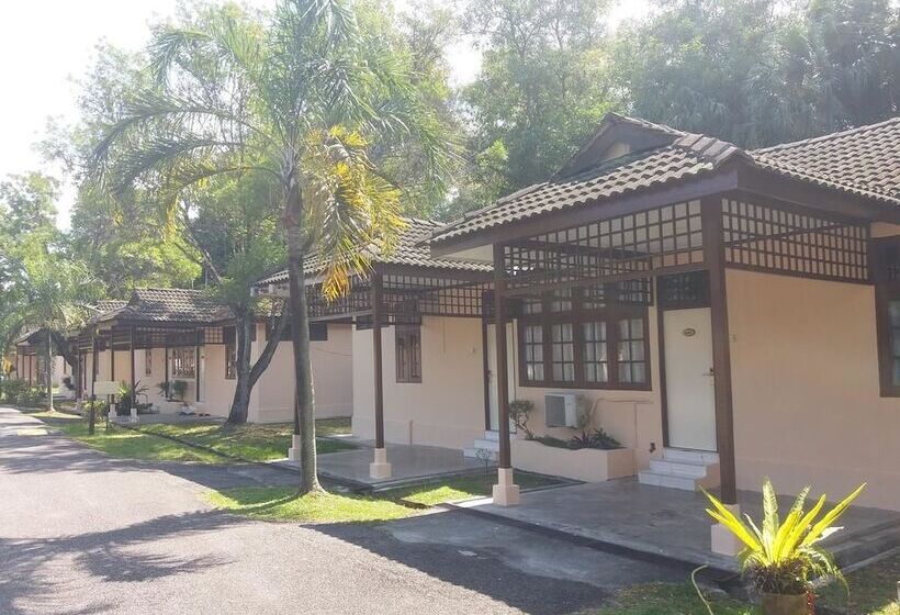 בית מלון כפרי Safira Country Club