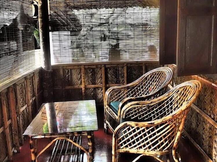 Hotel The Palm Trees Resort