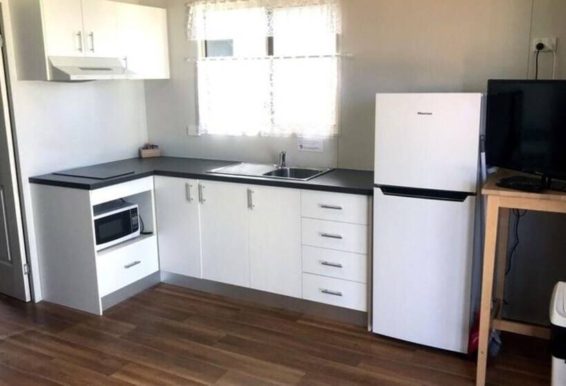 ホテル Twin Waters Caravan Park