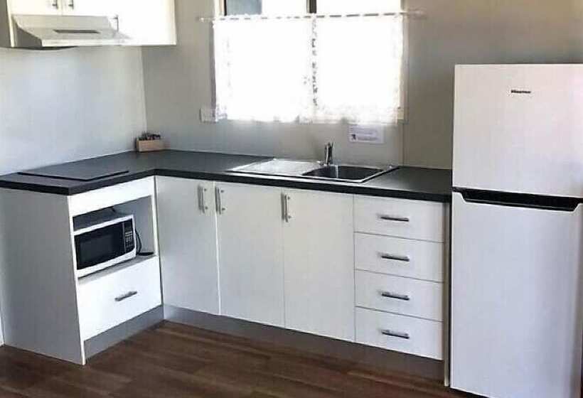 ホテル Twin Waters Caravan Park