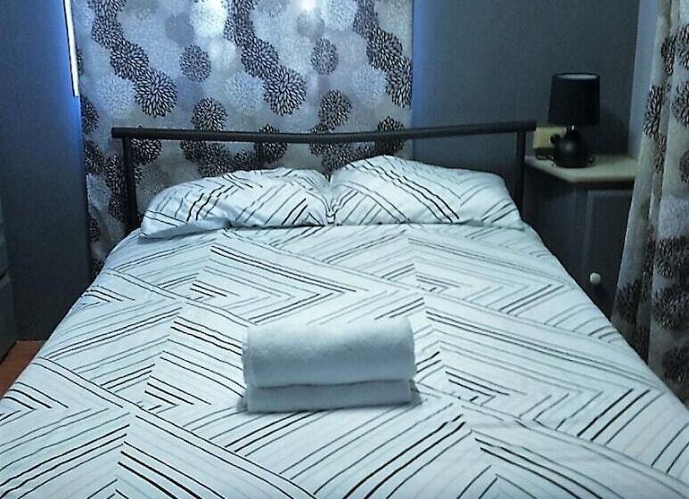 ホテル Twin Waters Caravan Park