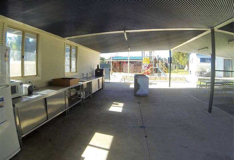 ホテル Twin Waters Caravan Park