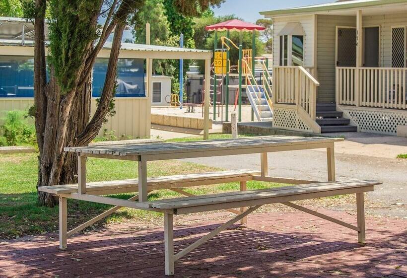 ホテル Twin Waters Caravan Park