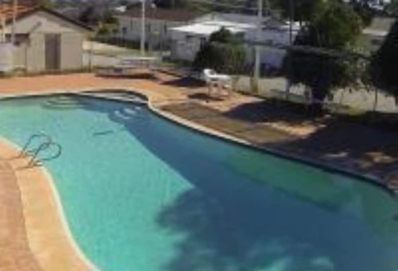 ホテル Twin Waters Caravan Park