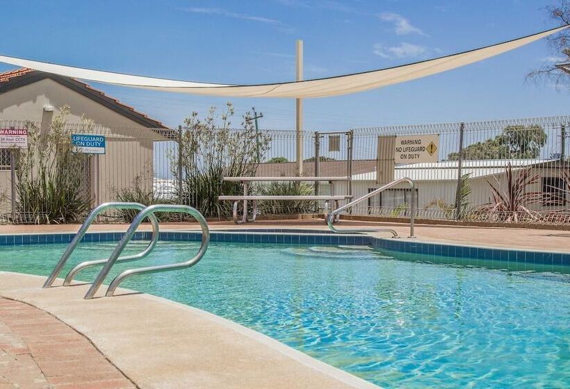 ホテル Twin Waters Caravan Park