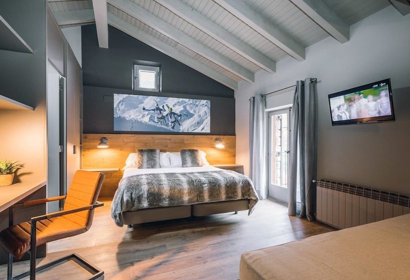 Intrepid Hotel Rural