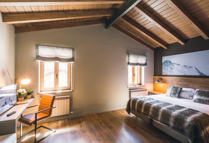 Intrepid Hotel Rural