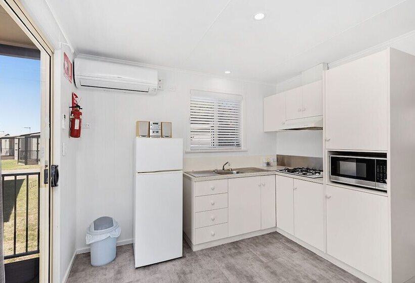 Moana Beach Tourist Park