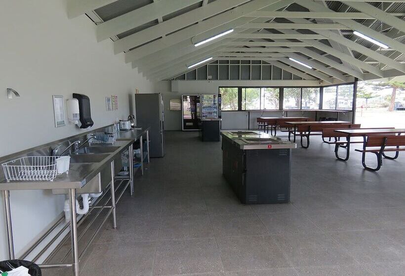 Moana Beach Tourist Park