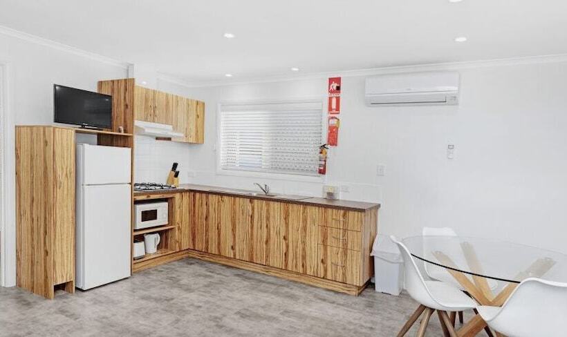 Moana Beach Tourist Park